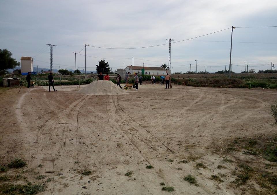 Preparación campo de fútbol